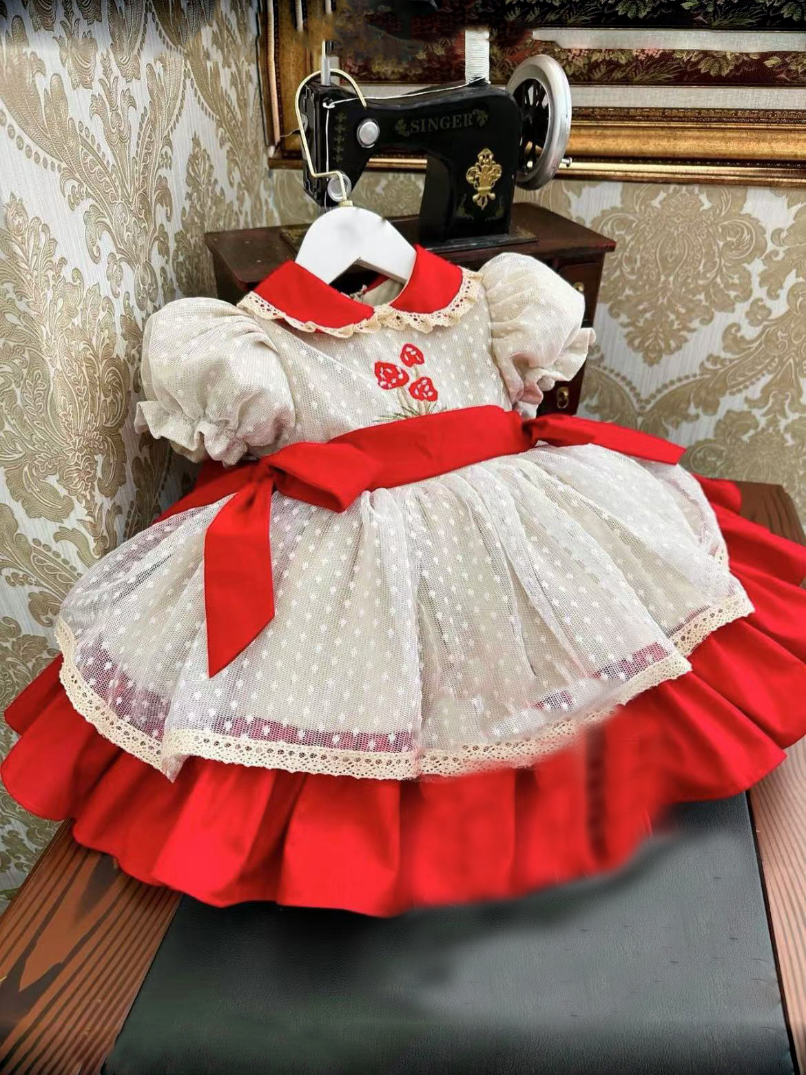 Baby Girl Summer Strawberry Em - مراجعة Baby Clothing Dresser وسعره